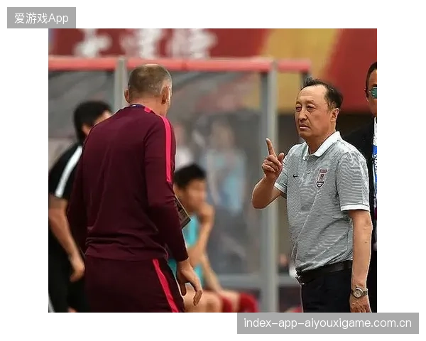 吉尔伯特稳定发挥多次建立优势，成就辉煌赛季