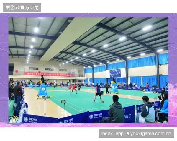 羽毛球青年队在内部赛中表现突出，多名选手脱颖而出